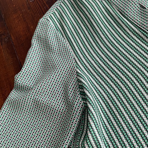 Geometric Print Long Sleeve Blouse - Picture 7 of 7